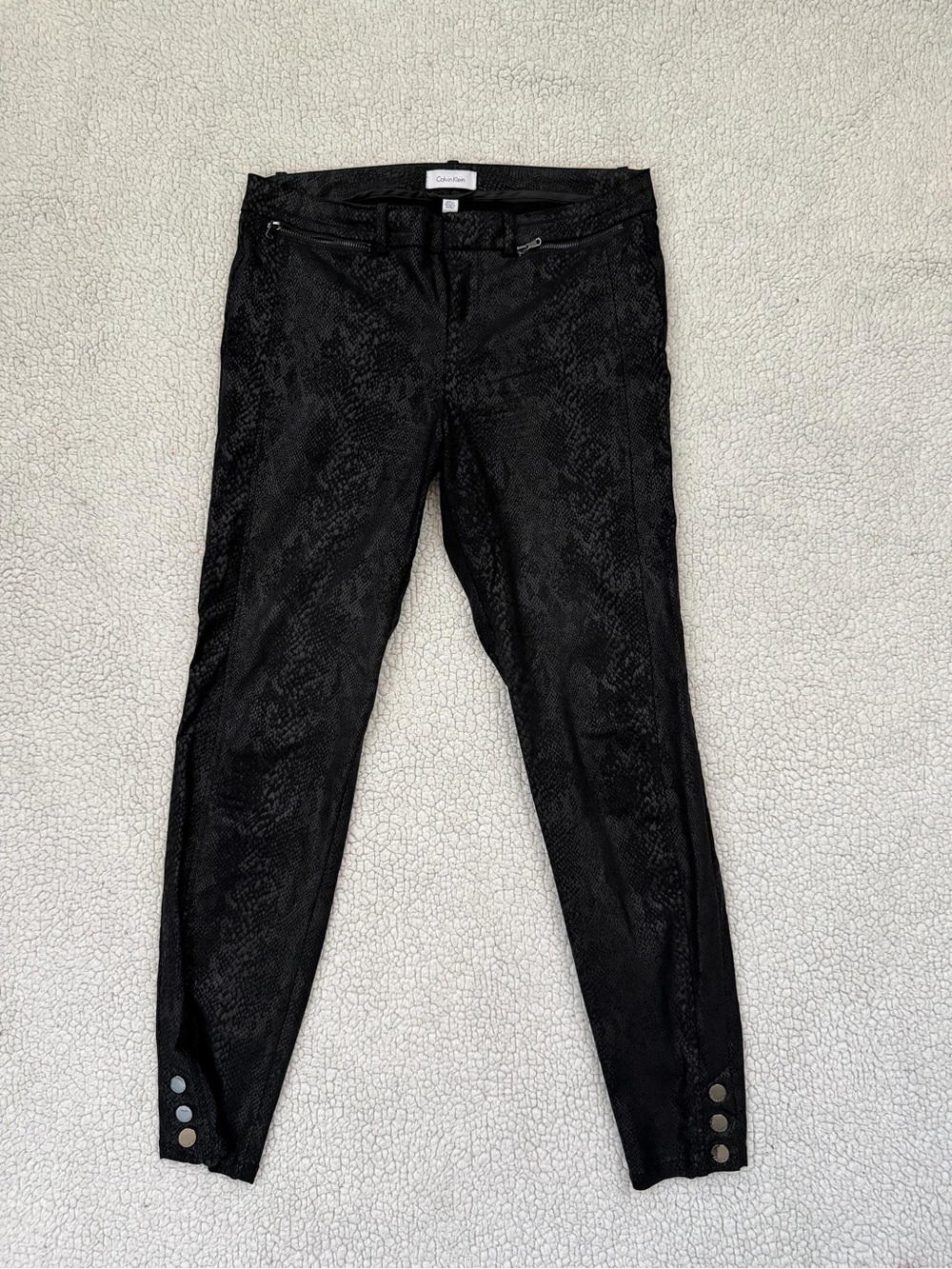 Calvin Klein Black Snakeskin Print Skinny Ankle Pants Size 4